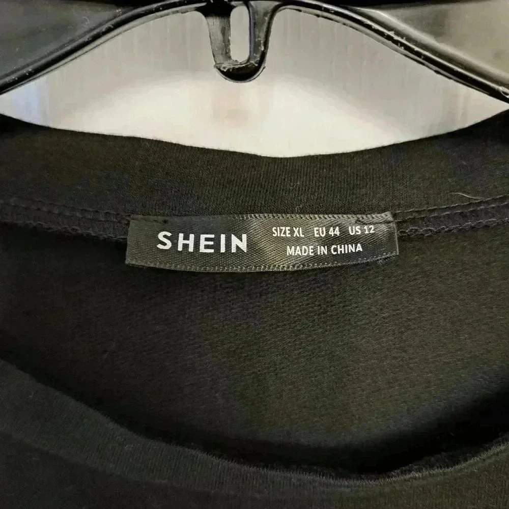 ❤️ California Black  Short Sleeved Cropped Top Shein Size XL (12) - Picture 2 of 9